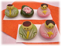 �j���E����